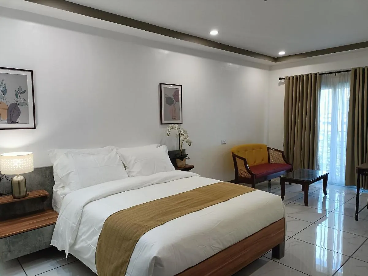 ***  Rosh Hotel مانيلا الفلبين